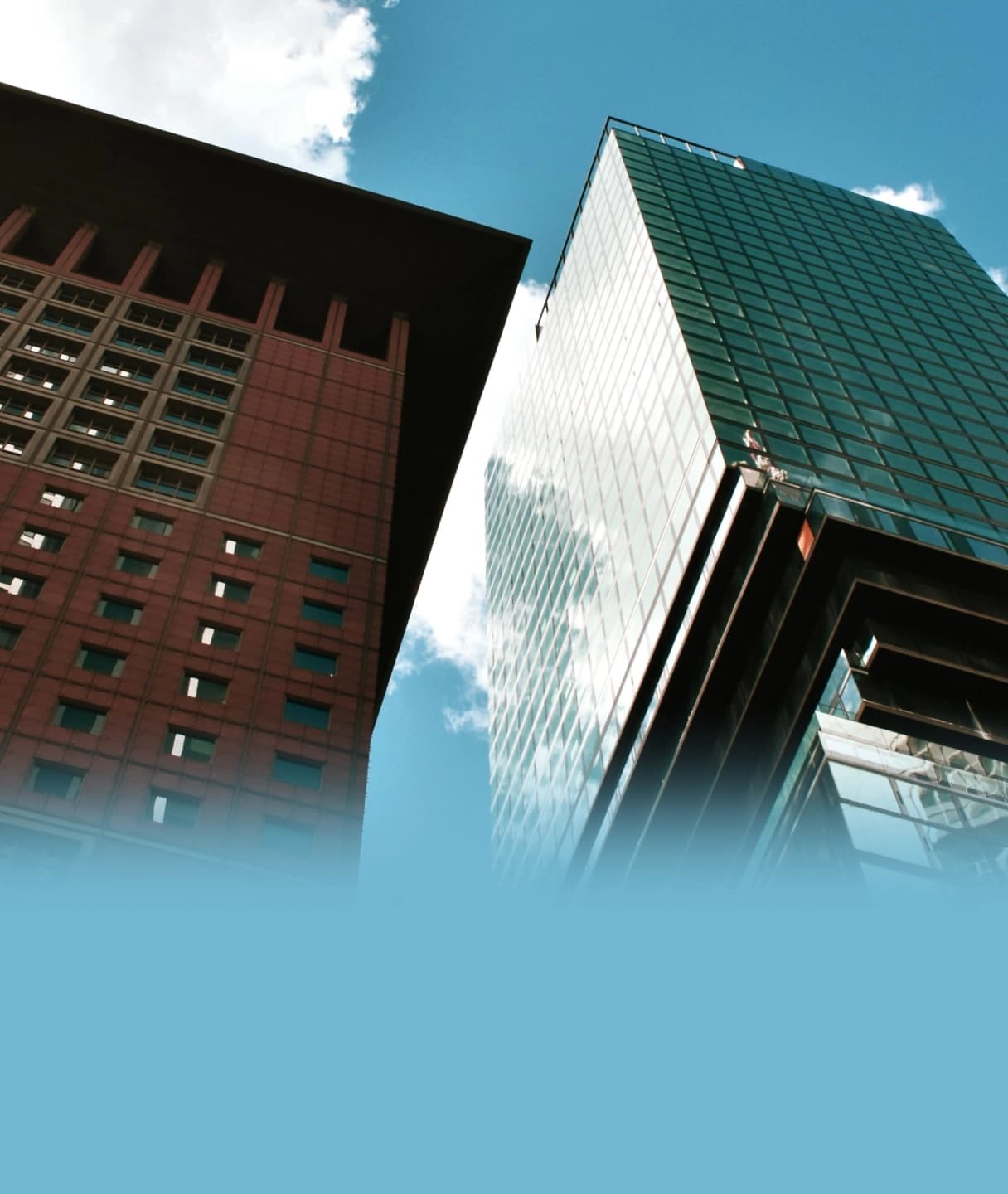 Regulated real estate tokenization (architecture and contracts)