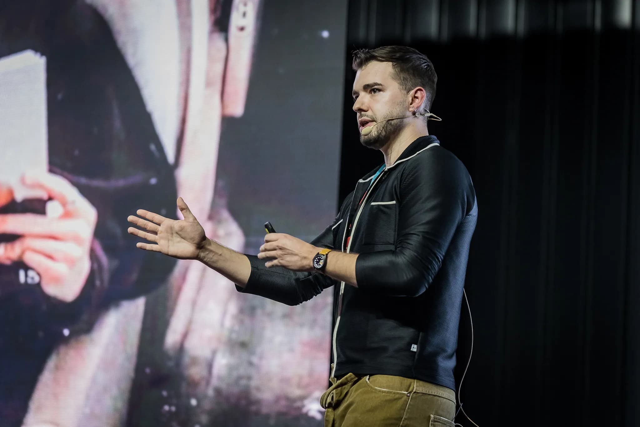 Mateusz Mach speaking about blockchain and on-chain finance engineering