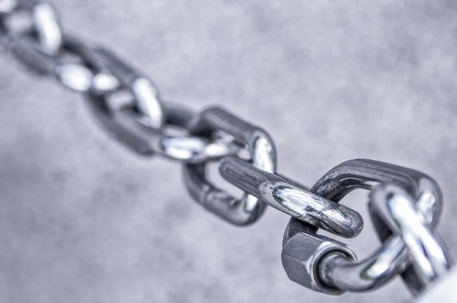 Trzymaj swoje dane na łańcuchu. Bez blockchaina są zagrożone – IoT
